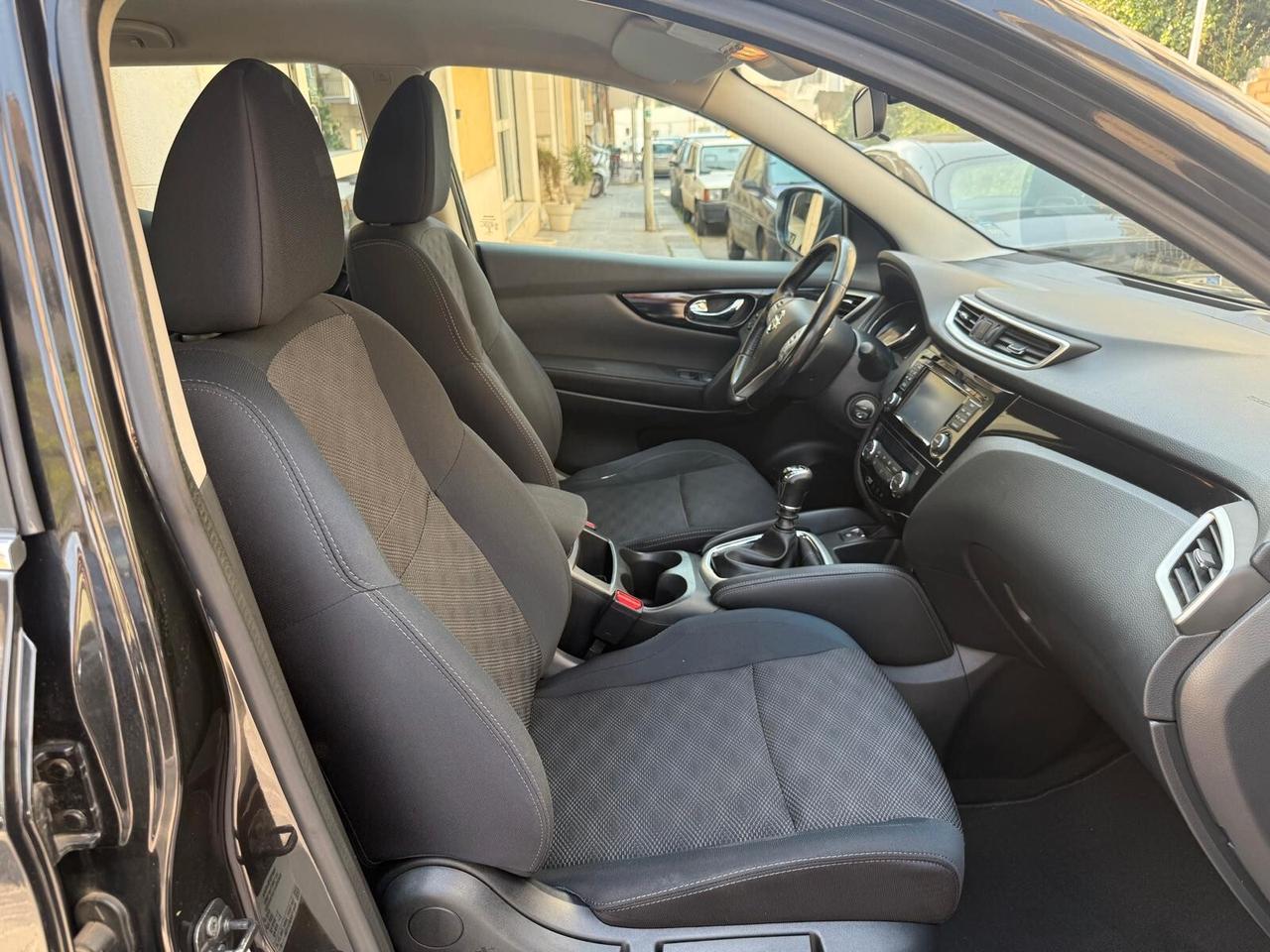 Nissan Qashqai 1.5 dCi N-Vision