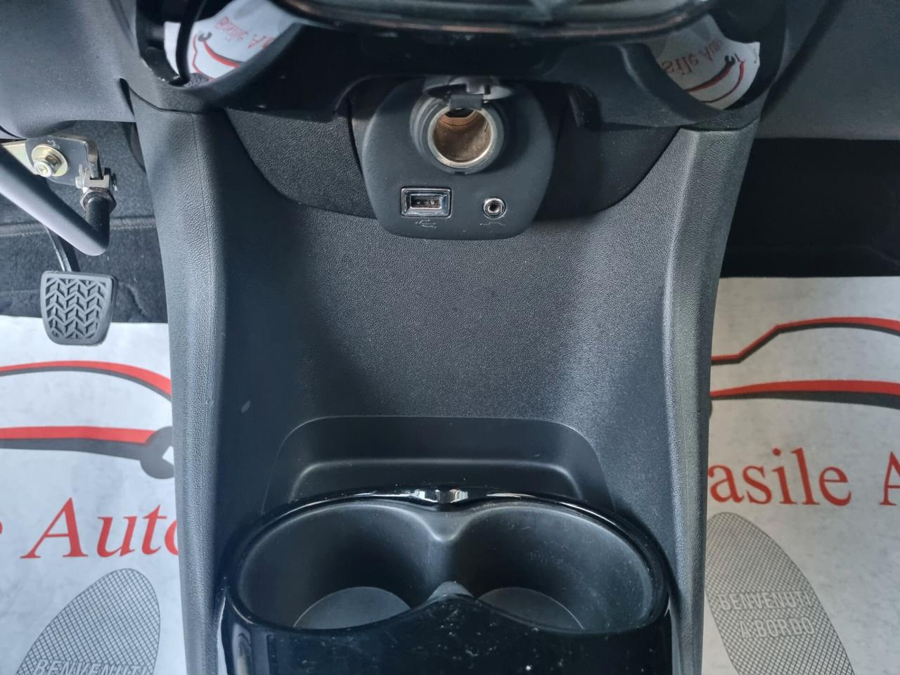 Citroen C1 VTi 68 ETG 5 porte Shine