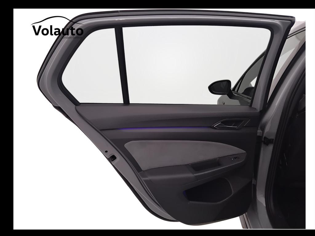 VOLKSWAGEN Golf VIII 2020 - Golf 1.5 tsi evo R-Line 130cv