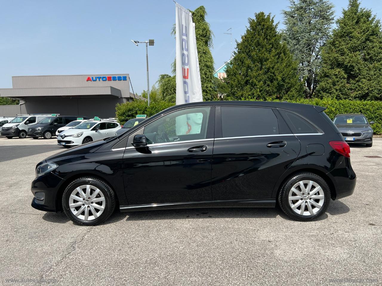 MERCEDES-BENZ B 180 d Automatic Executive