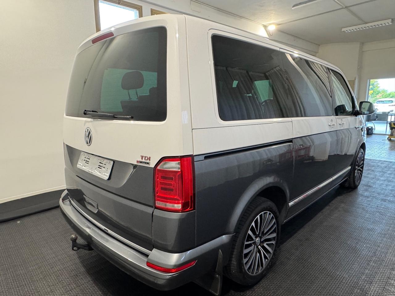 Volkswagen Multivan 2.0 TDI 204CV DSG 4Motion Bulli 70 FULL