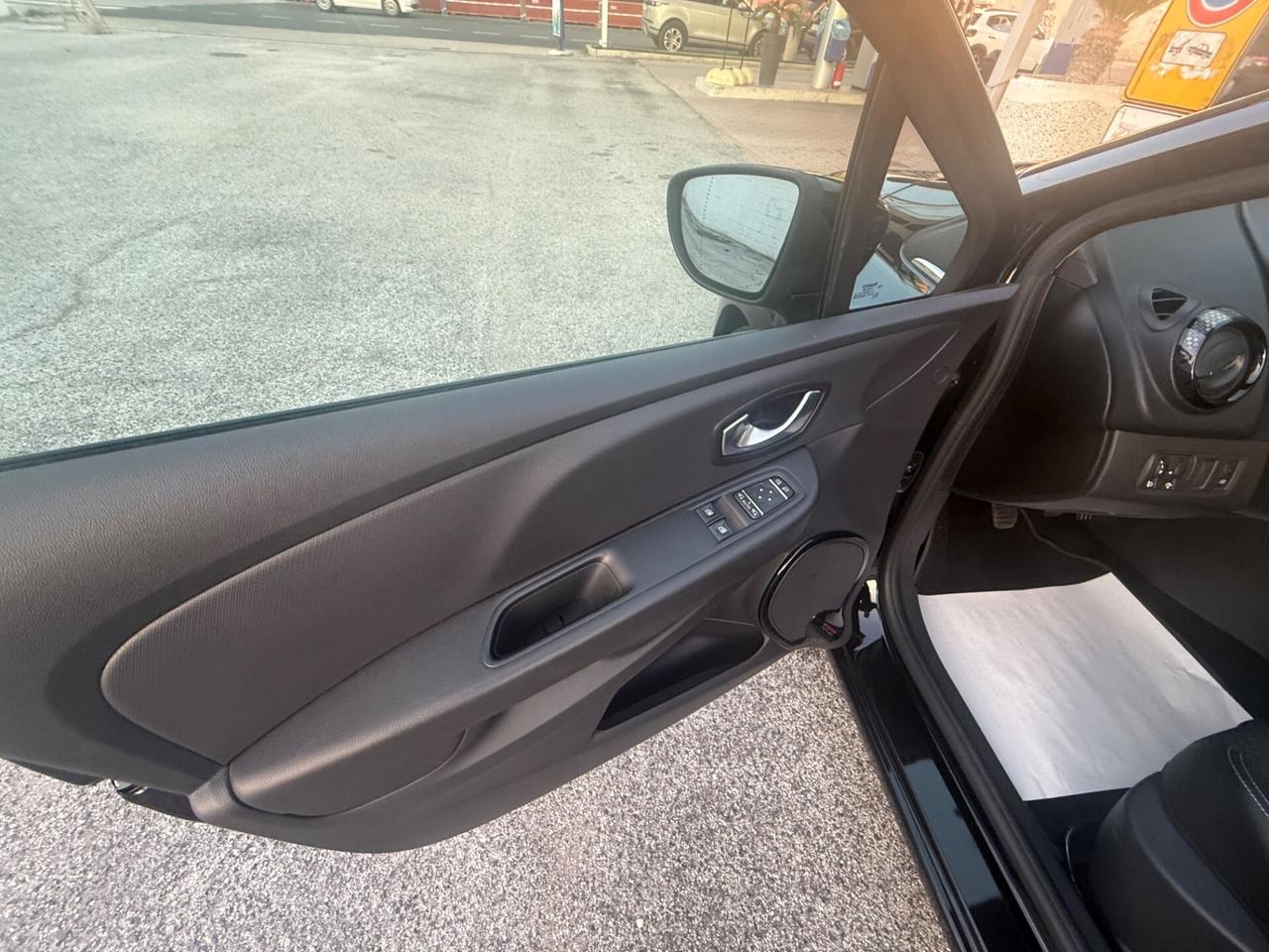 Renault Clio Sporter dCi 8V 75 CV Moschino Zen