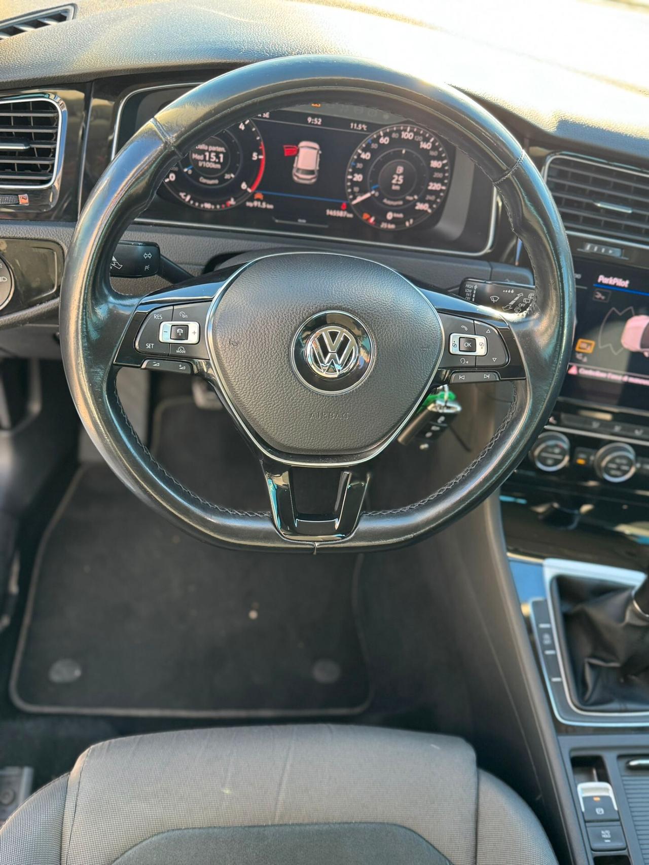 Volkswagen Golf 2.0 TDI 5p. Executive BlueMotion Technology