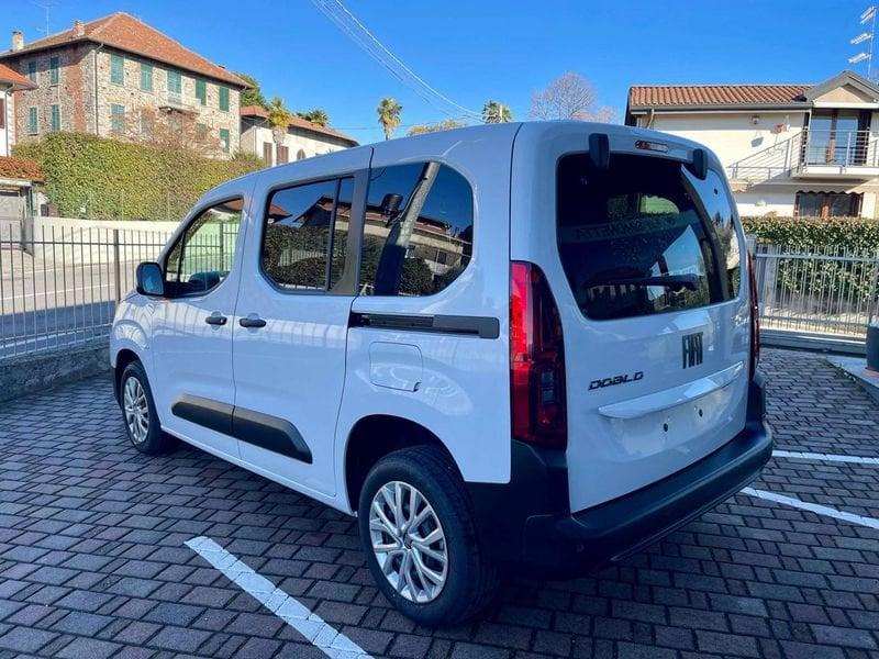 FIAT Doblò SERIE 3 COMBI 1.5 BlueHdi 130CV AT8 N1 - KM0