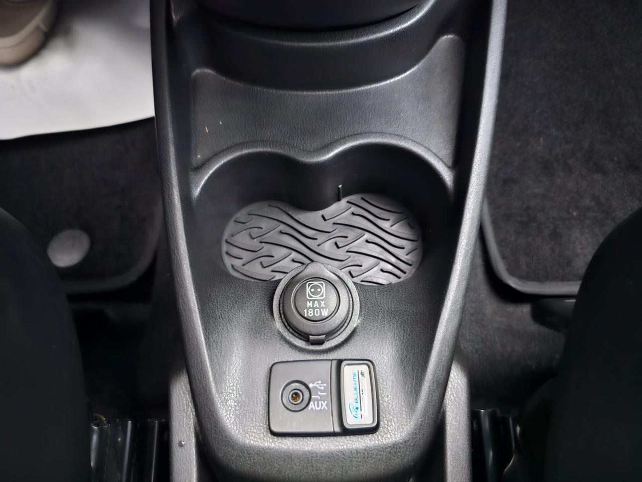 Lancia Ypsilon 0.9 TwinAir 85 CV 5 porte Metano Ecochic Gold