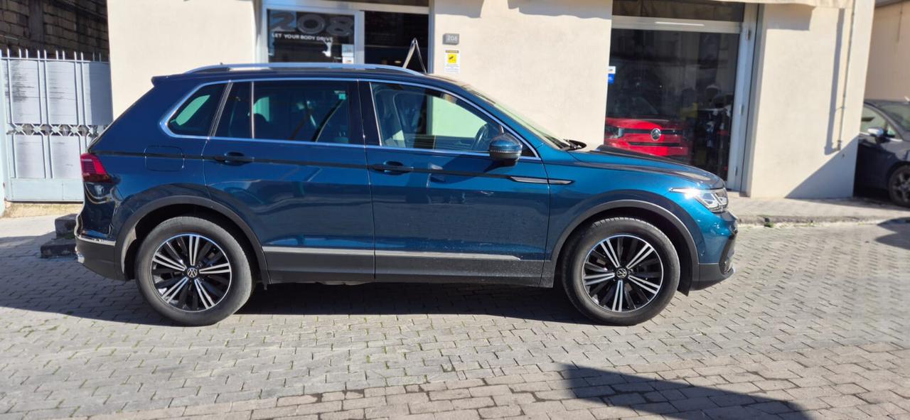 Volkswagen Tiguan 2.0 TDI 150 CV SCR DSG R-Line 2021 USATO