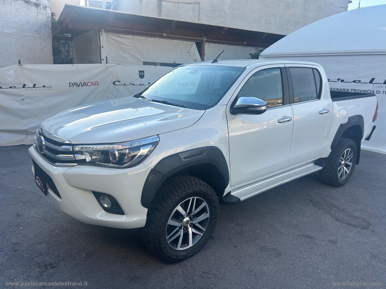TOYOTA Hilux 2.4 D-4D 4WD 4p. DC Comfort