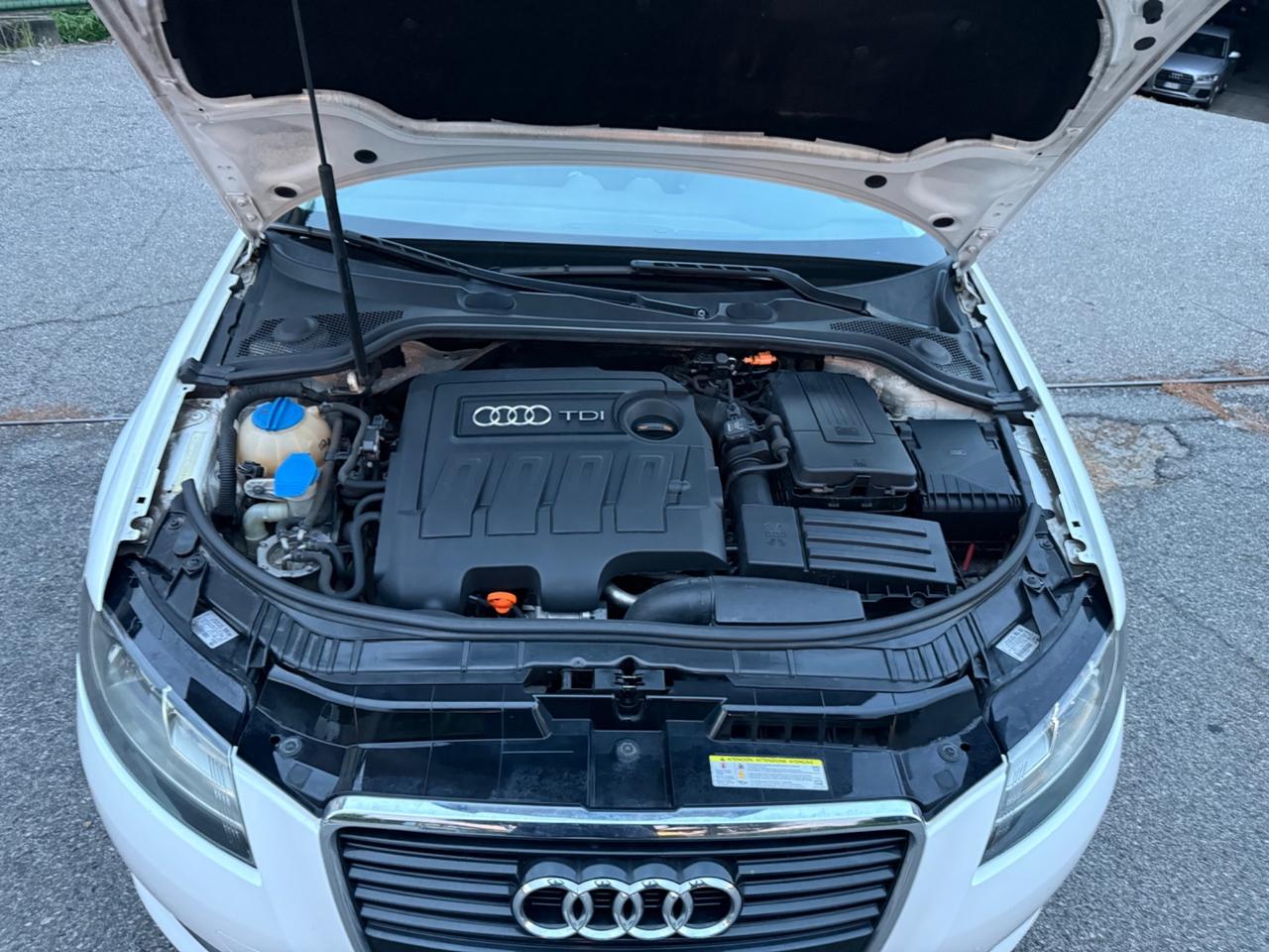 Audi A3 SPB 1.6 TDI 105 CV CR Ambiente