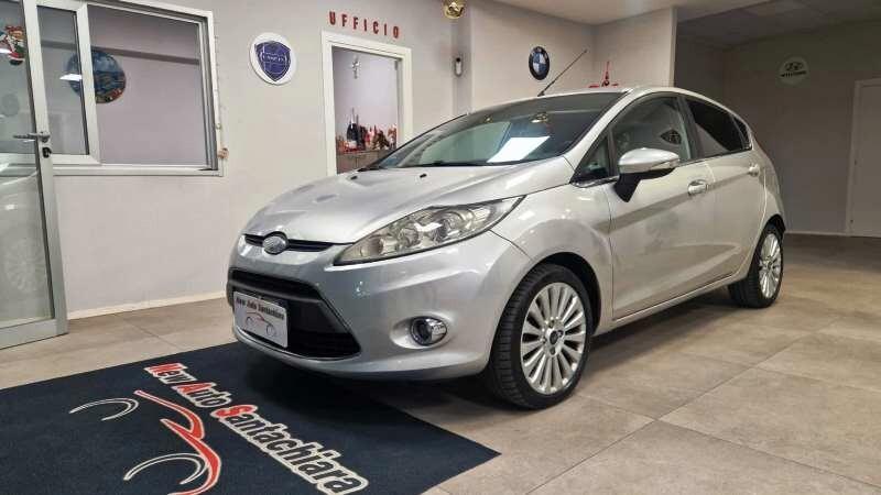 Ford Fiesta 1.2 82 CV Titanium