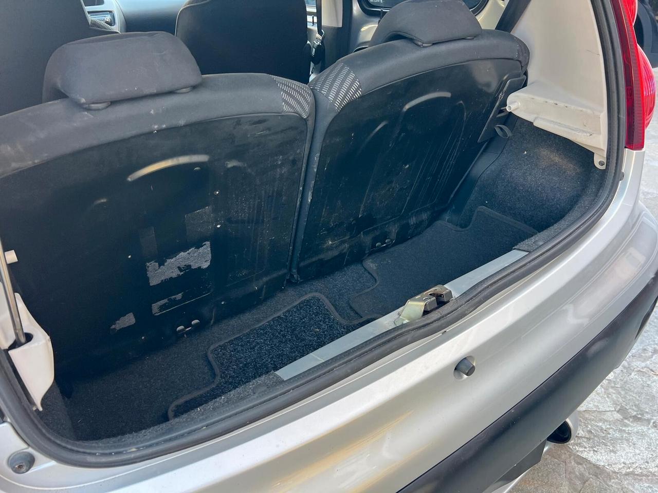 PEUGEOT 107 1.0 68cv 5p ACTIVE NEOPATENTATI