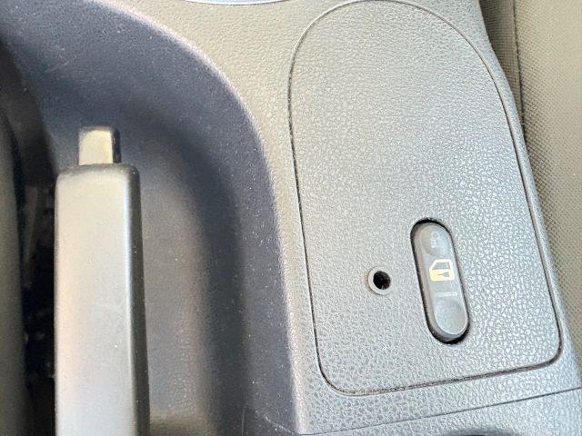 NISSAN Qashqai+2 1.6 16V Visia 7 POSTI BENZINA TETTO PANORAMICO