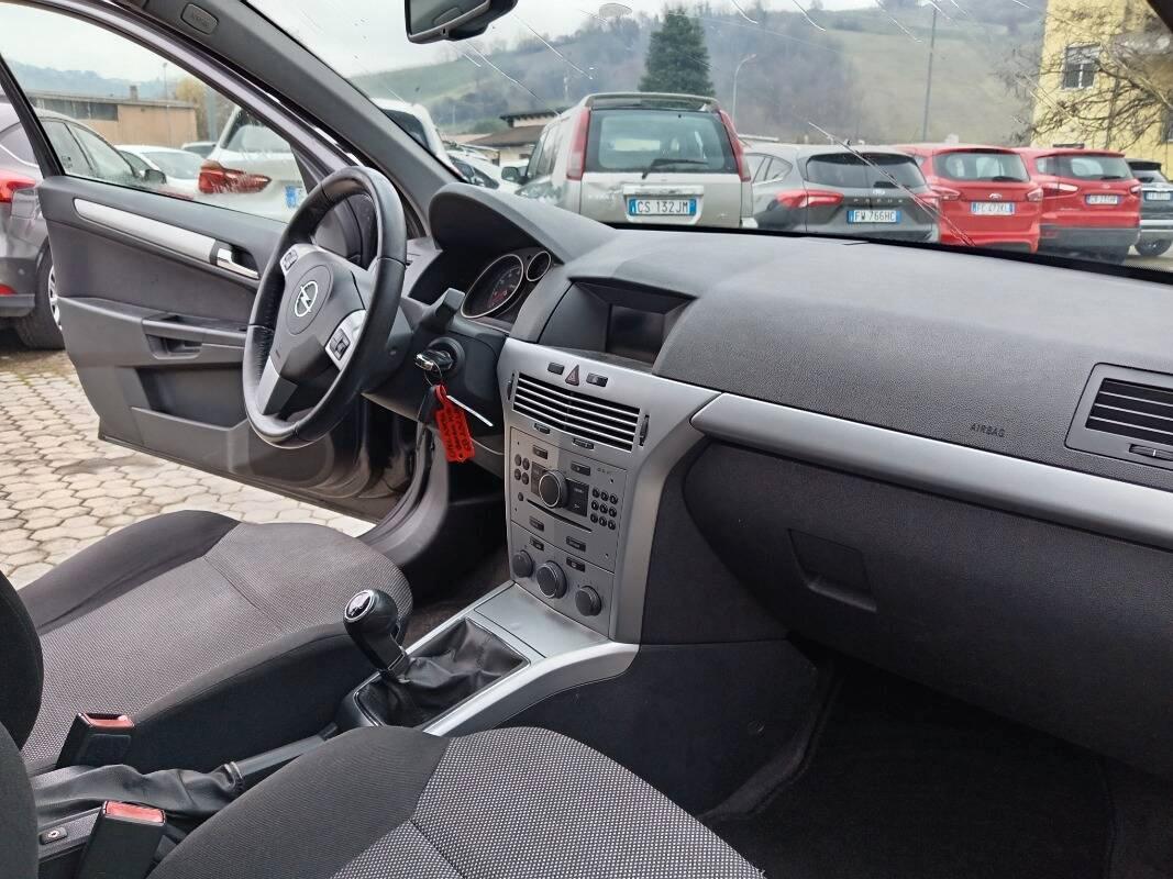 Opel Astra SW Astra SW 1.6 Enjoy Gpl-tech 115cv