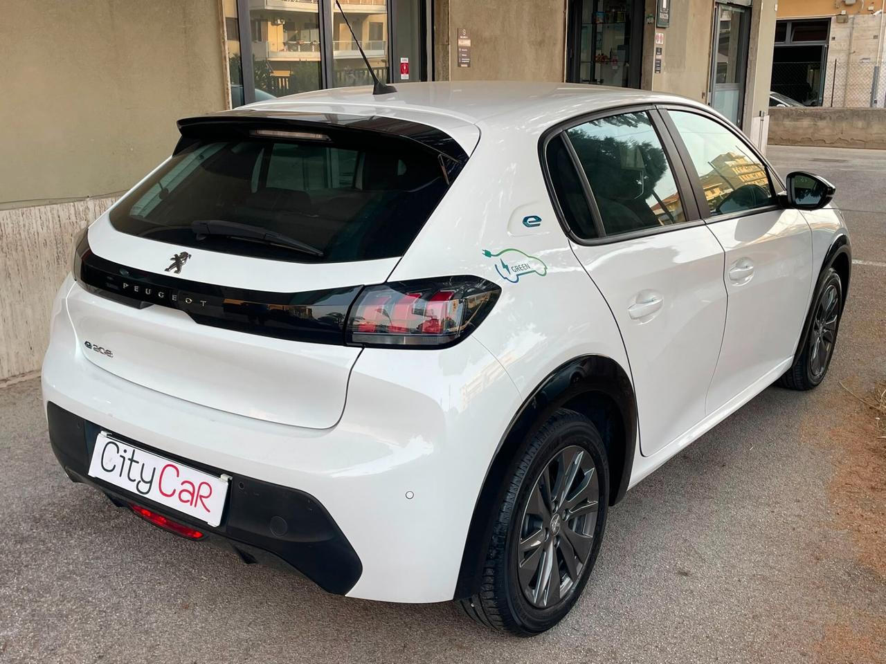 Peugeot 208 motore elettrico 136 CV 5 porte Active