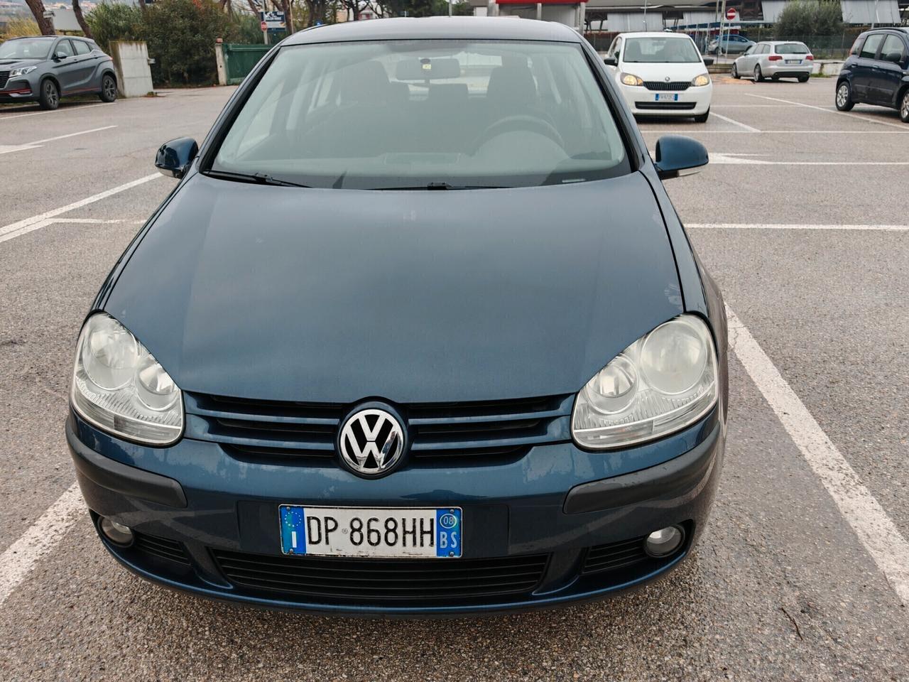 Volkswagen Golf 1.6 5p. Gpl 102 cv unico proprietario ok neopatentati .