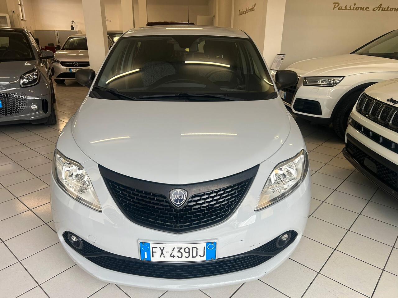 Lancia Ypsilon 1.2 69 CV 5 porte S&S Elefantino Blu