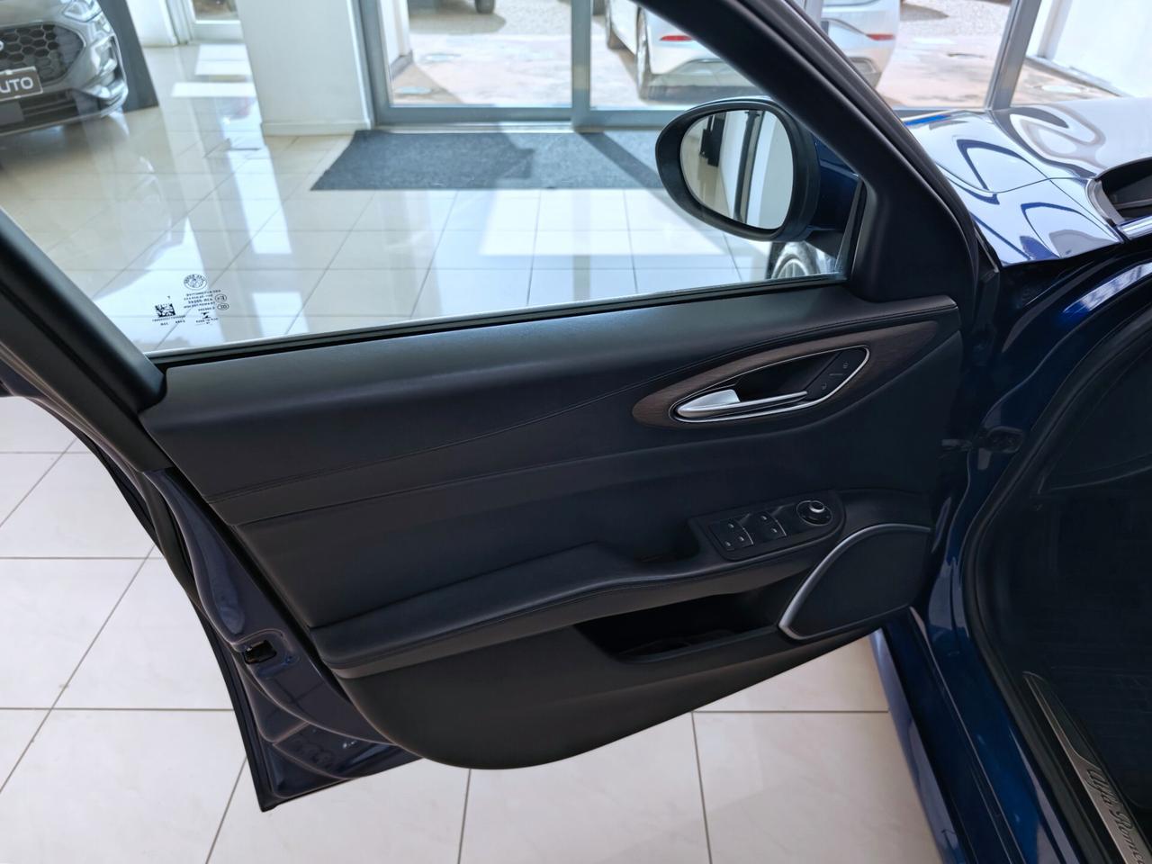 Alfa Romeo Giulia 2.2 Super 180CV Auto 2017