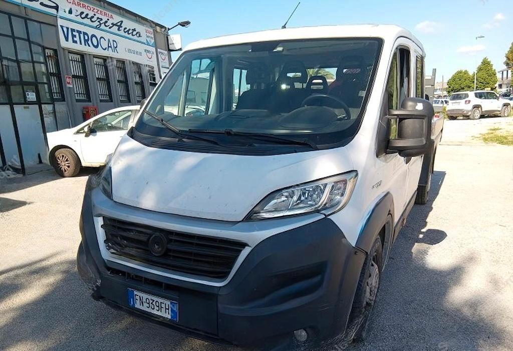 FIAT DUCATO MAXI 2.3 CASSONE 7 POSTI CON GRU
