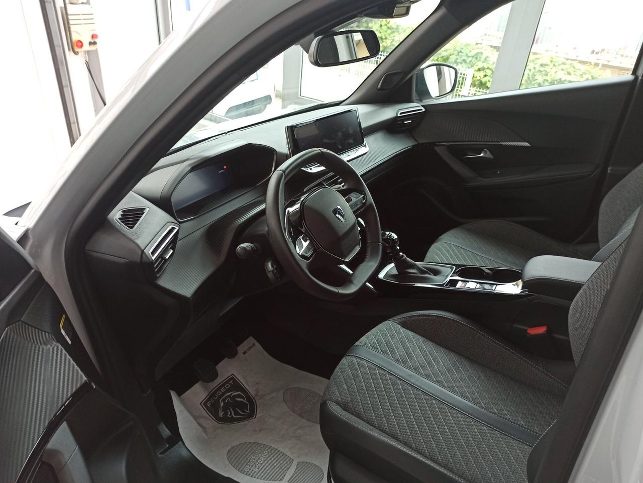 Peugeot 2008 PureTech 100 S&S Allure