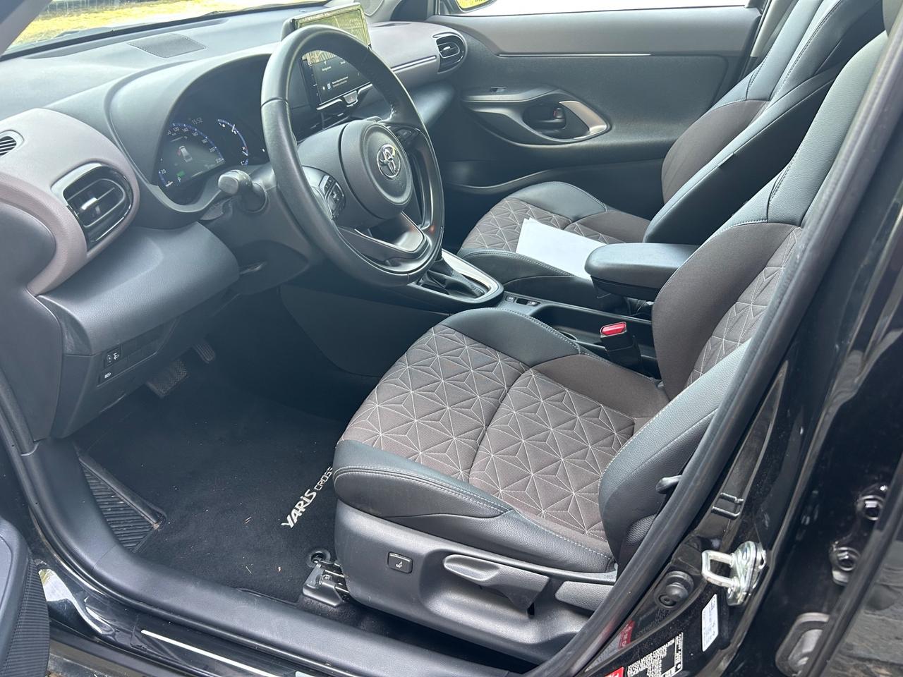 Toyota Yaris Cross 1.5 Hybrid 5p. E-CVT Lounge Gancio traino