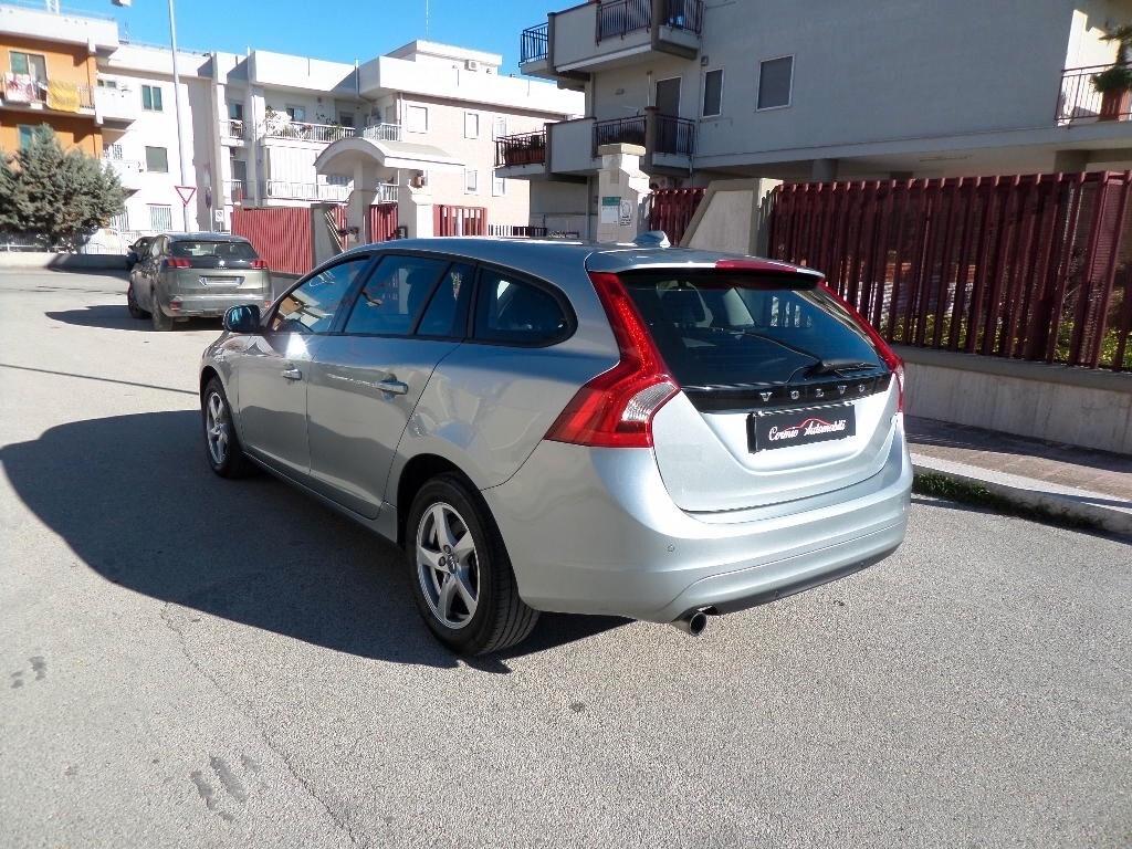 VOLVO V60 2.0 D2 GEARTRONIC BUSINESS - Navi-Park-Cerchi 16"