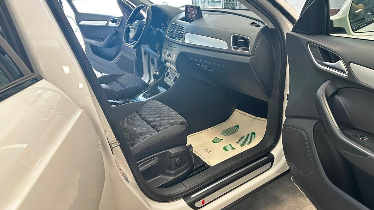 Audi Q3 2.0 TDI 150 CV S Line Sport Edition