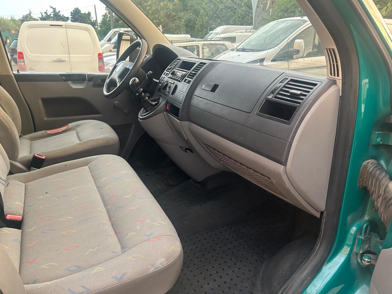 Volkswagen Transporter 2.5 TDI 4X4 Gancio Traino