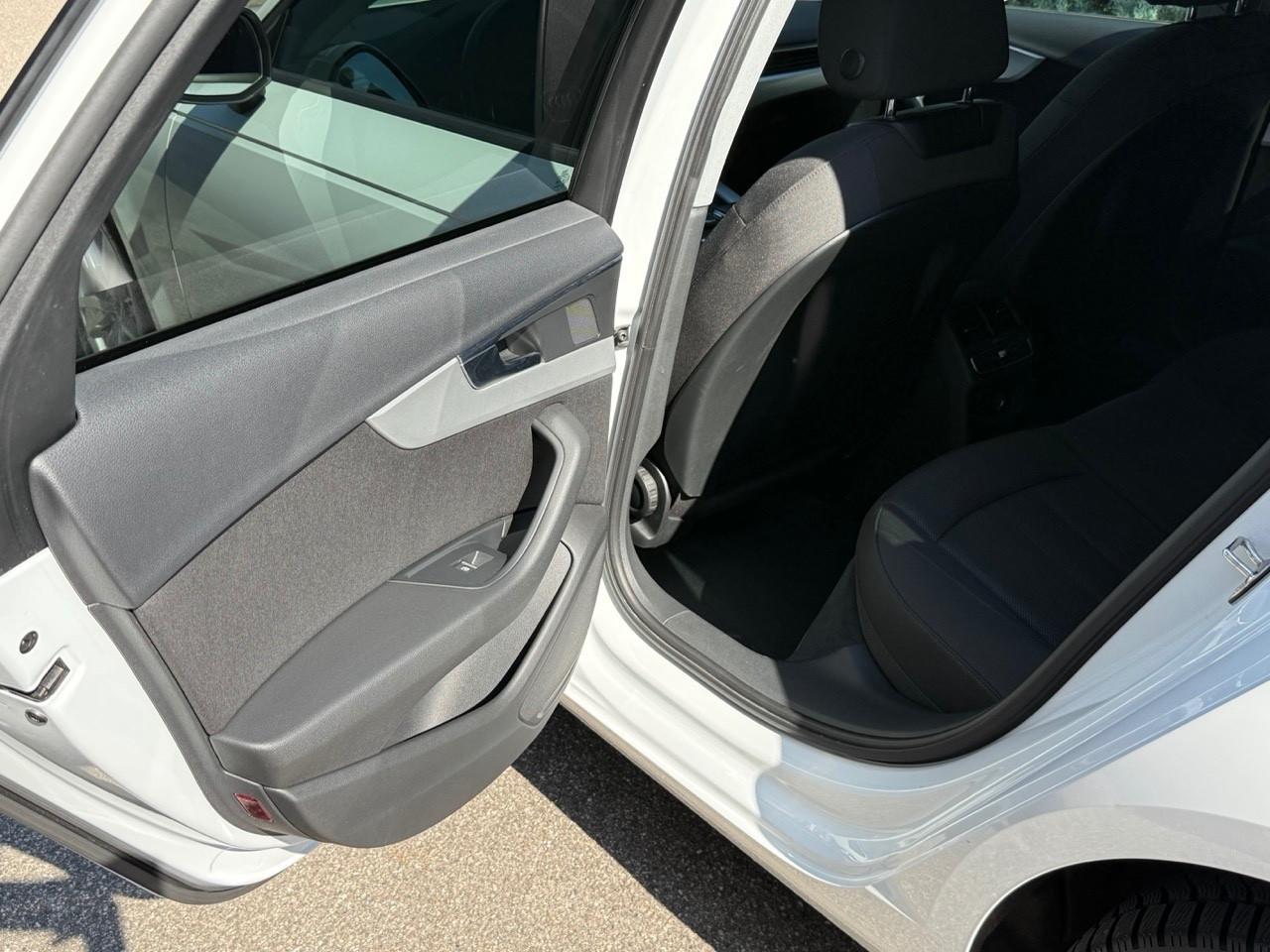 Audi A4 Avant 2.0 TDI 150 CV S tronic 2018/UNIPRO