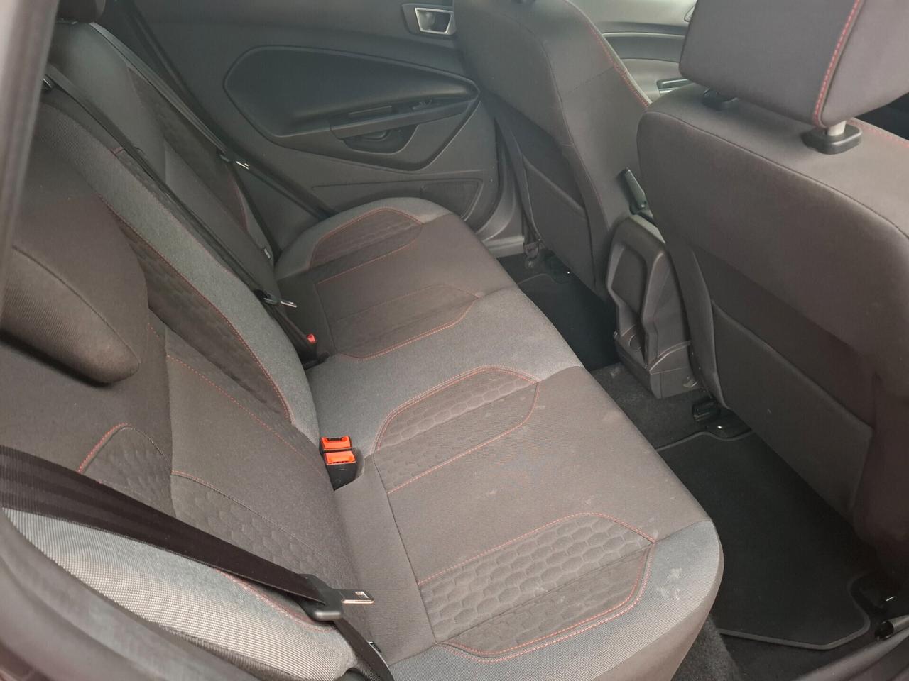 Ford Fiesta st line 5 porte