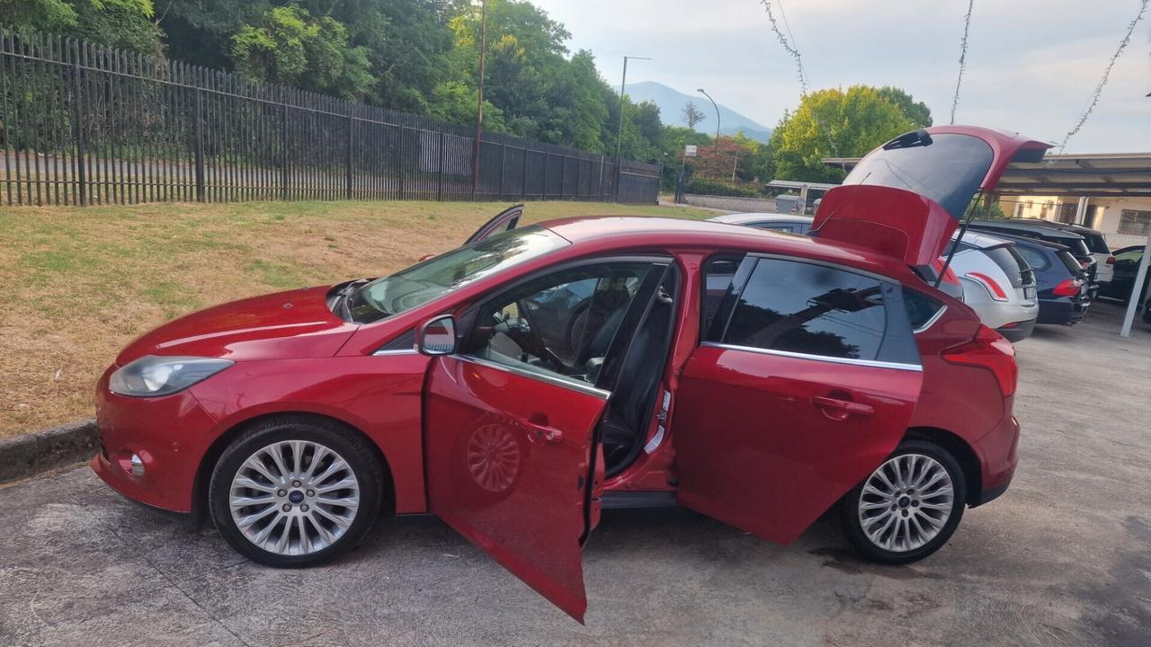 Ford Focus TDCi 115 CV Titanium "Cambio automatico"