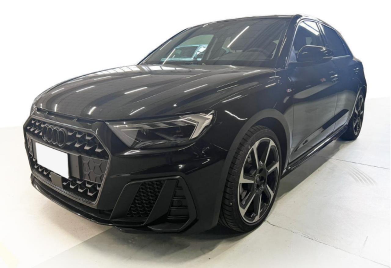 AUDI A1 II 2019 Sportback Sportback 30 1.0 tfsi Identity Black 116cv s-tronic