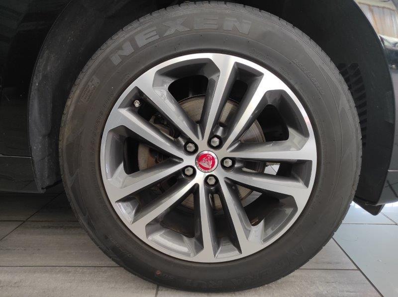 JAGUAR F-Pace (X761) - F-Pace 2.0 D 180 CV aut. R-Sport