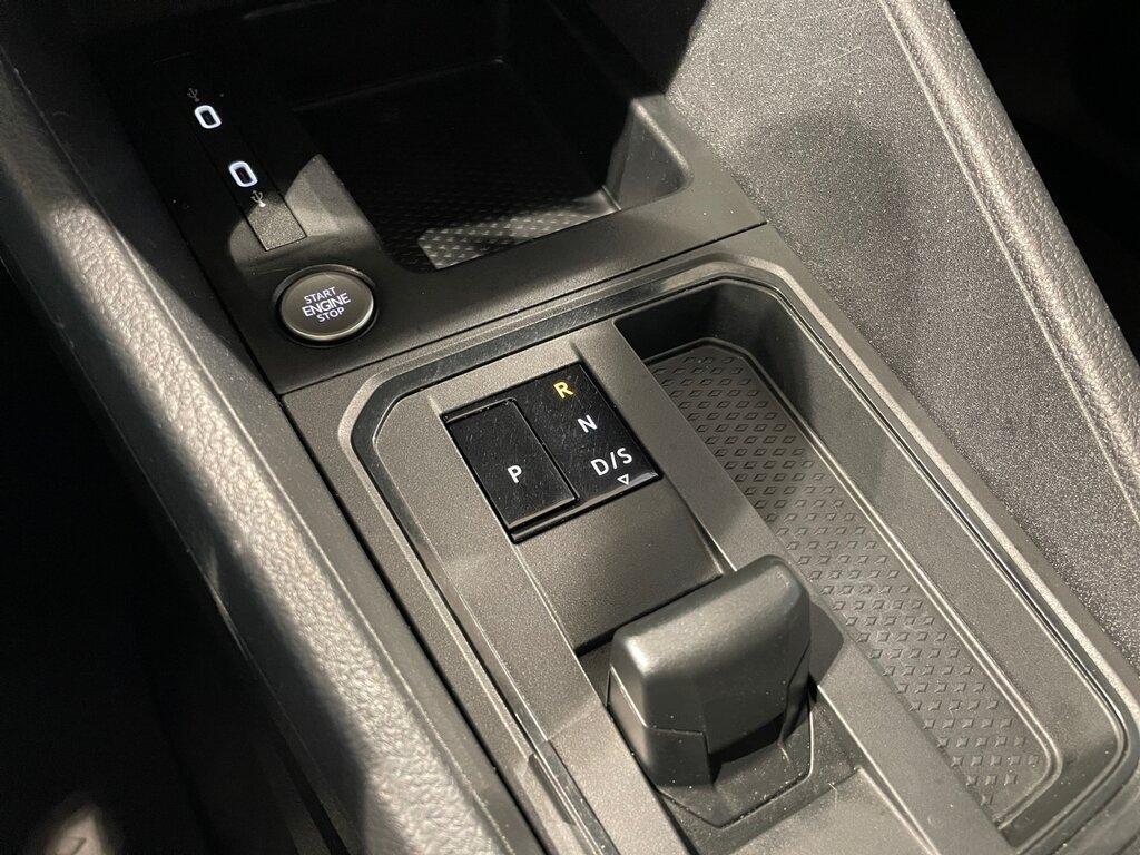 Volkswagen Caddy V 1.5 TSI 114CV DSG Business