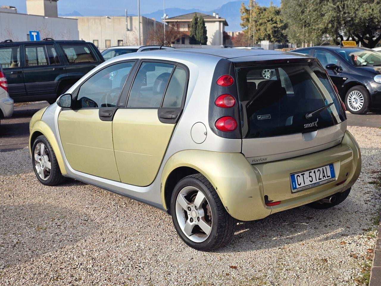 Smart ForFour 1.1 OK PER NEOPATENTATO 2005