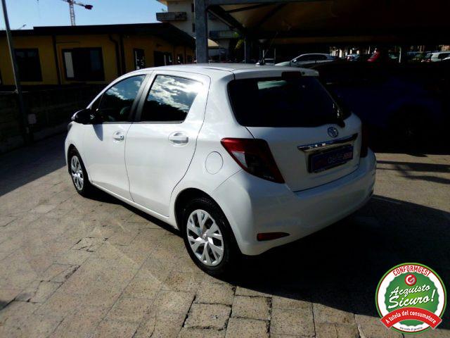 TOYOTA Yaris 1.4 D-4D 5 porte Lounge