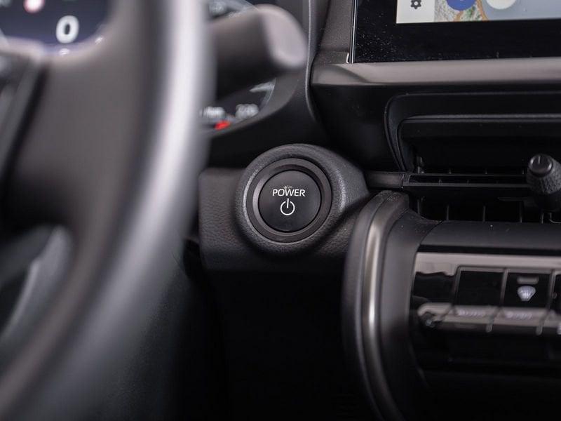Toyota C-HR 2.0 HV E-CVT Trend AWD-i