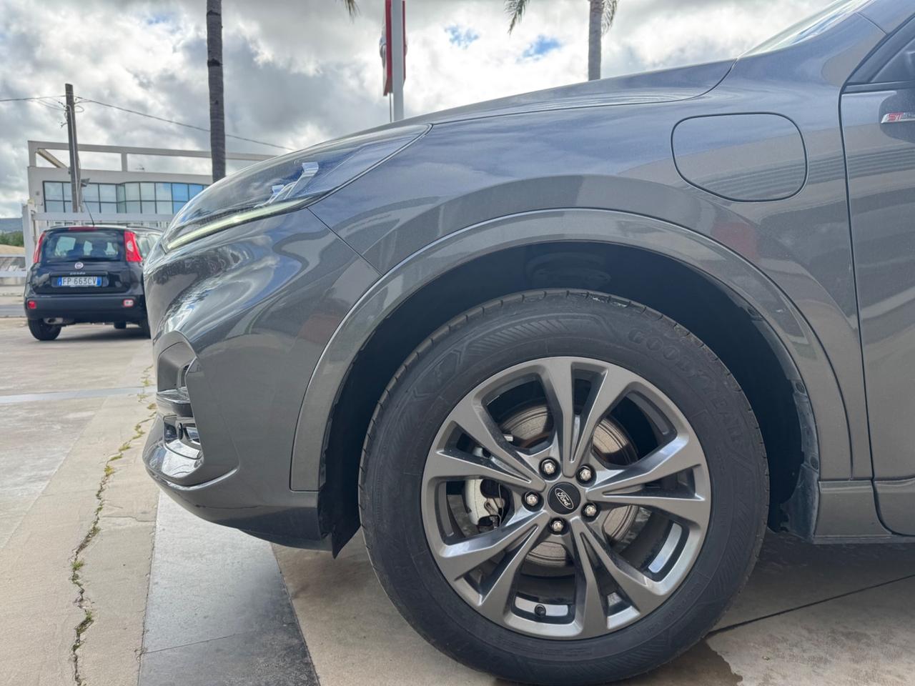 Ford Kuga 2.5 Plug In Hybrid 225 CV CVT 2WD ST-Line