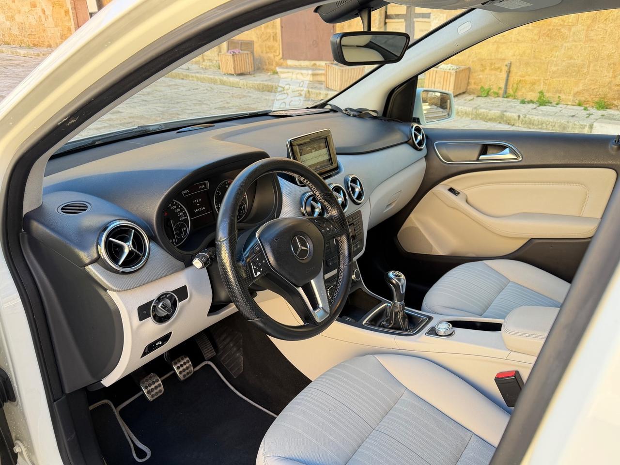 Mercedes-benz B 180 CDI Executive 1.8 motore Mercedes