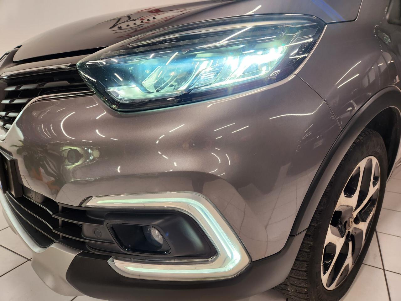 Renault Captur TCe 12V 90 CV Start&Stop Energy Sport Edition2