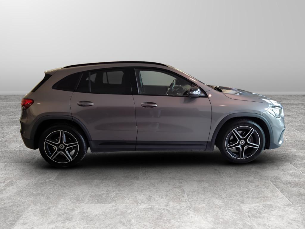 Mercedes-Benz GLA-H247 2020 - GLA 180 d Premium auto