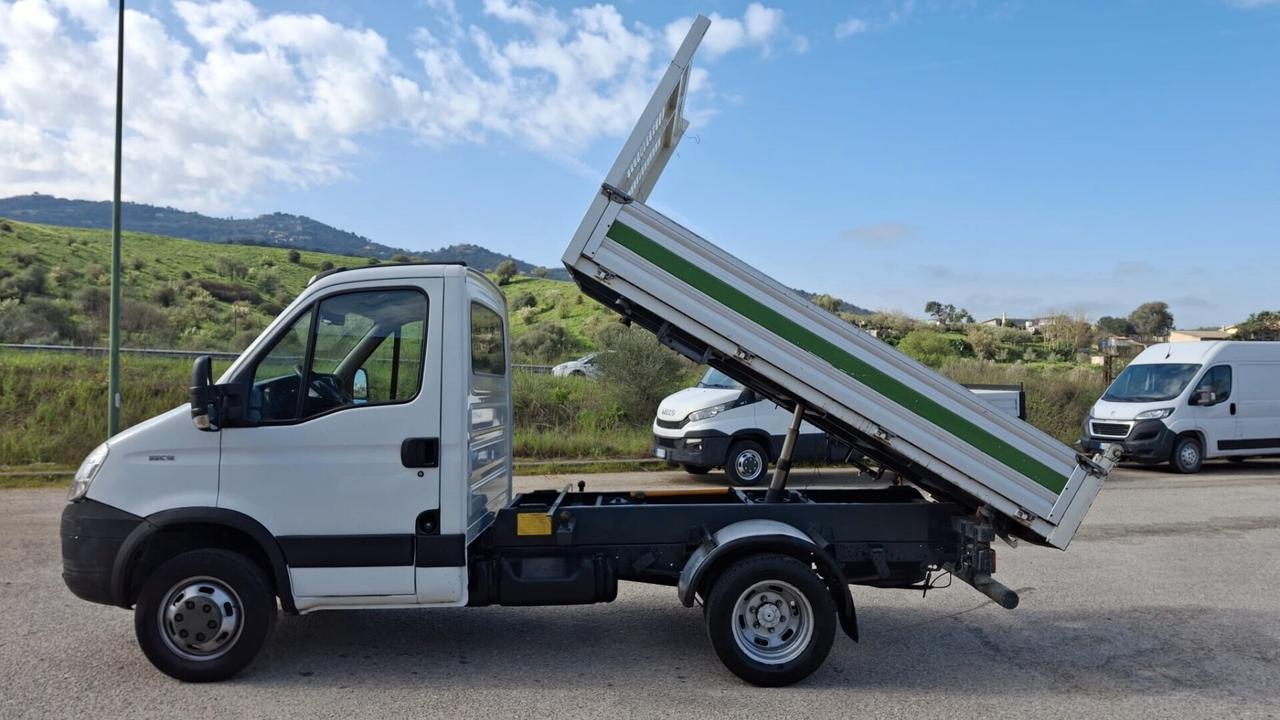 IVECO Eurocargo C12 Ribaltabile Trilaterale – Presa di Forza – 2012