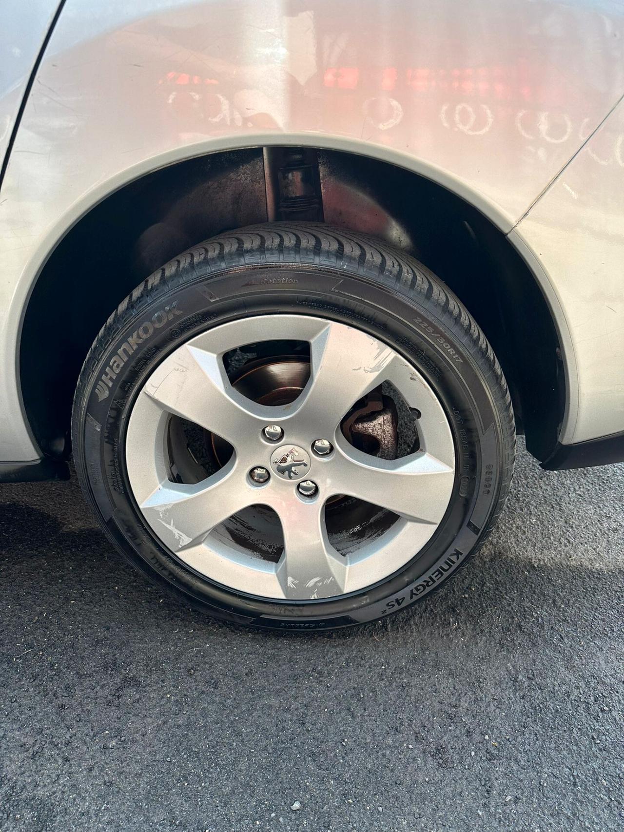 Peugeot 3008 1.6 HDi 115CV Active