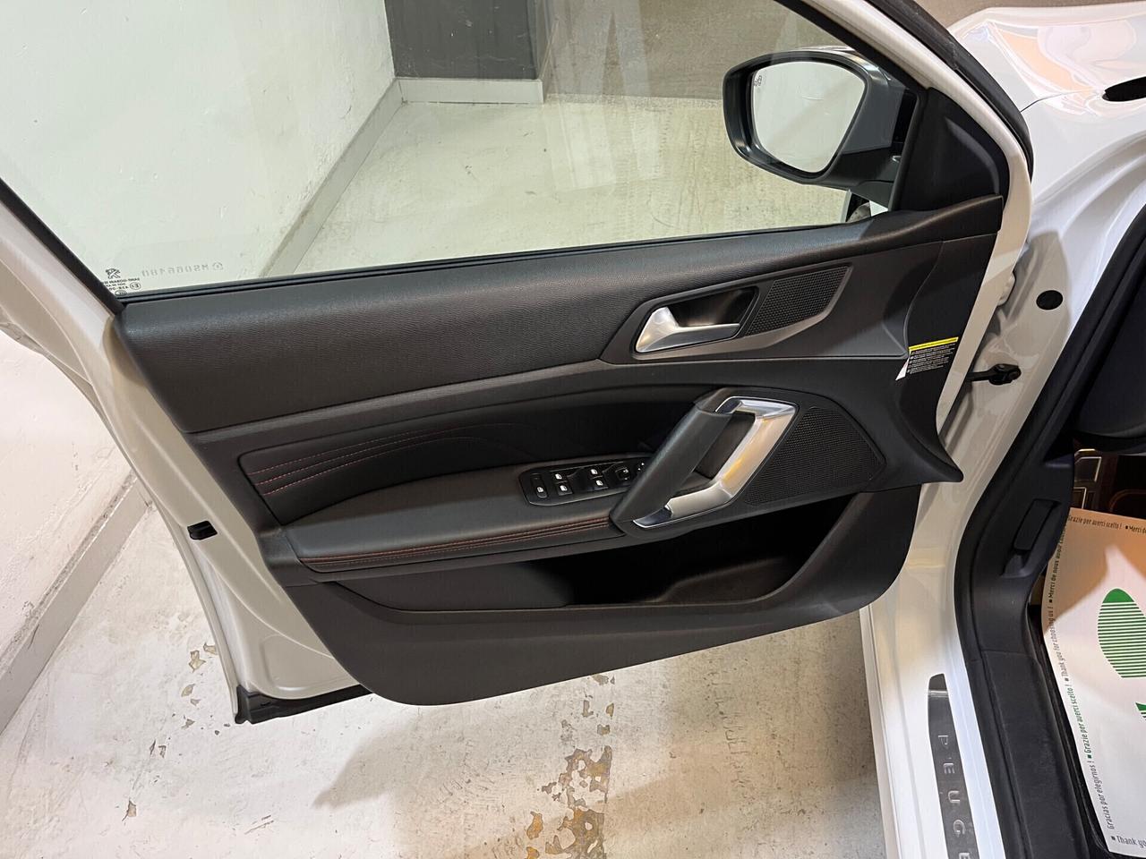 Peugeot 308 BlueHDi 130 S&S EAT8 GT Pack