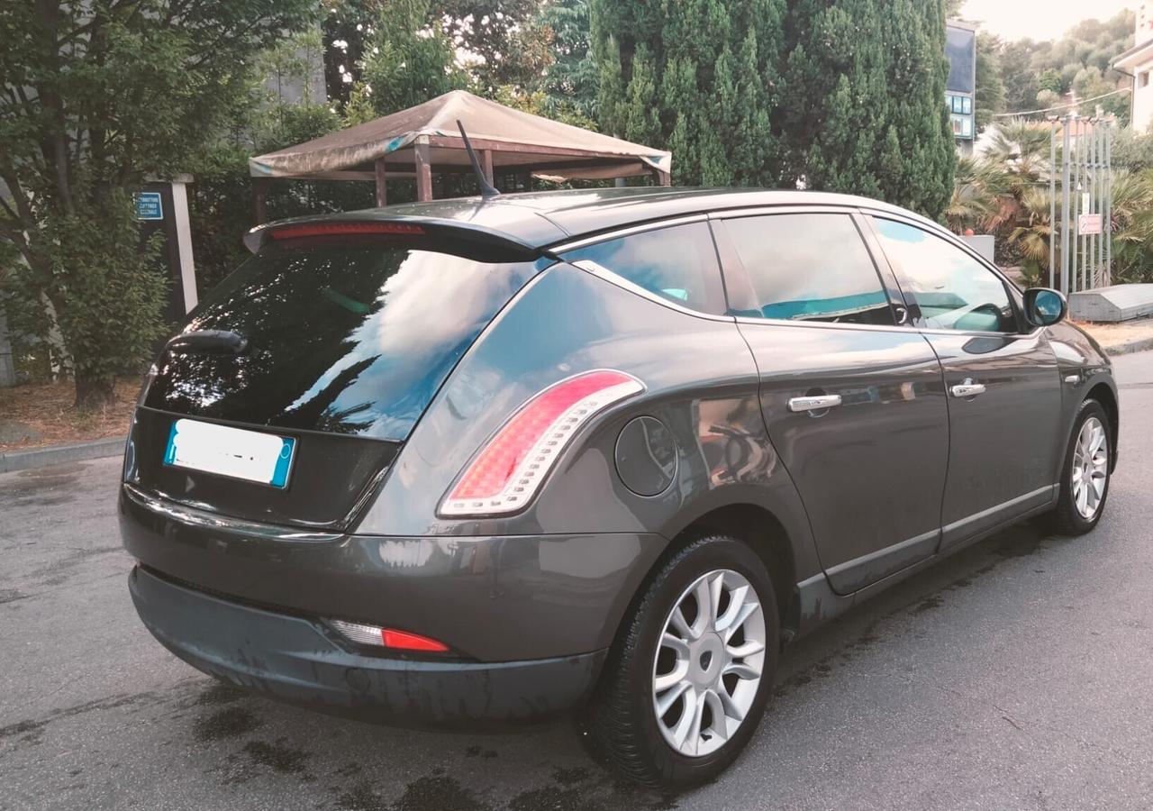 Lancia Delta 1.6 MJT DPF Selectronic Platinum 2012 NEOPATENTATI