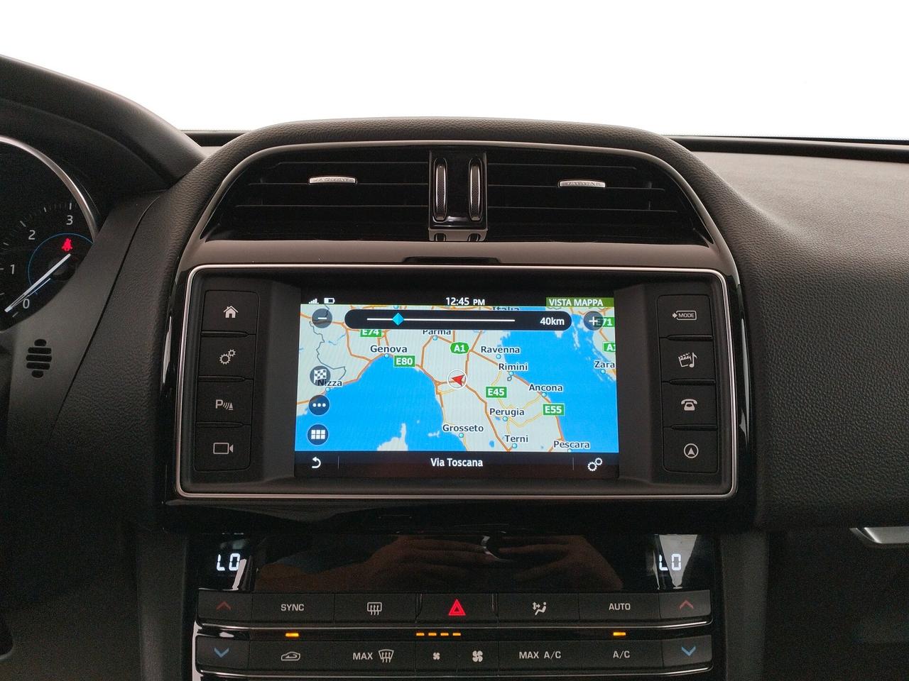 Jaguar F-Pace 2.0 D 180 CV AWD aut. Prestige