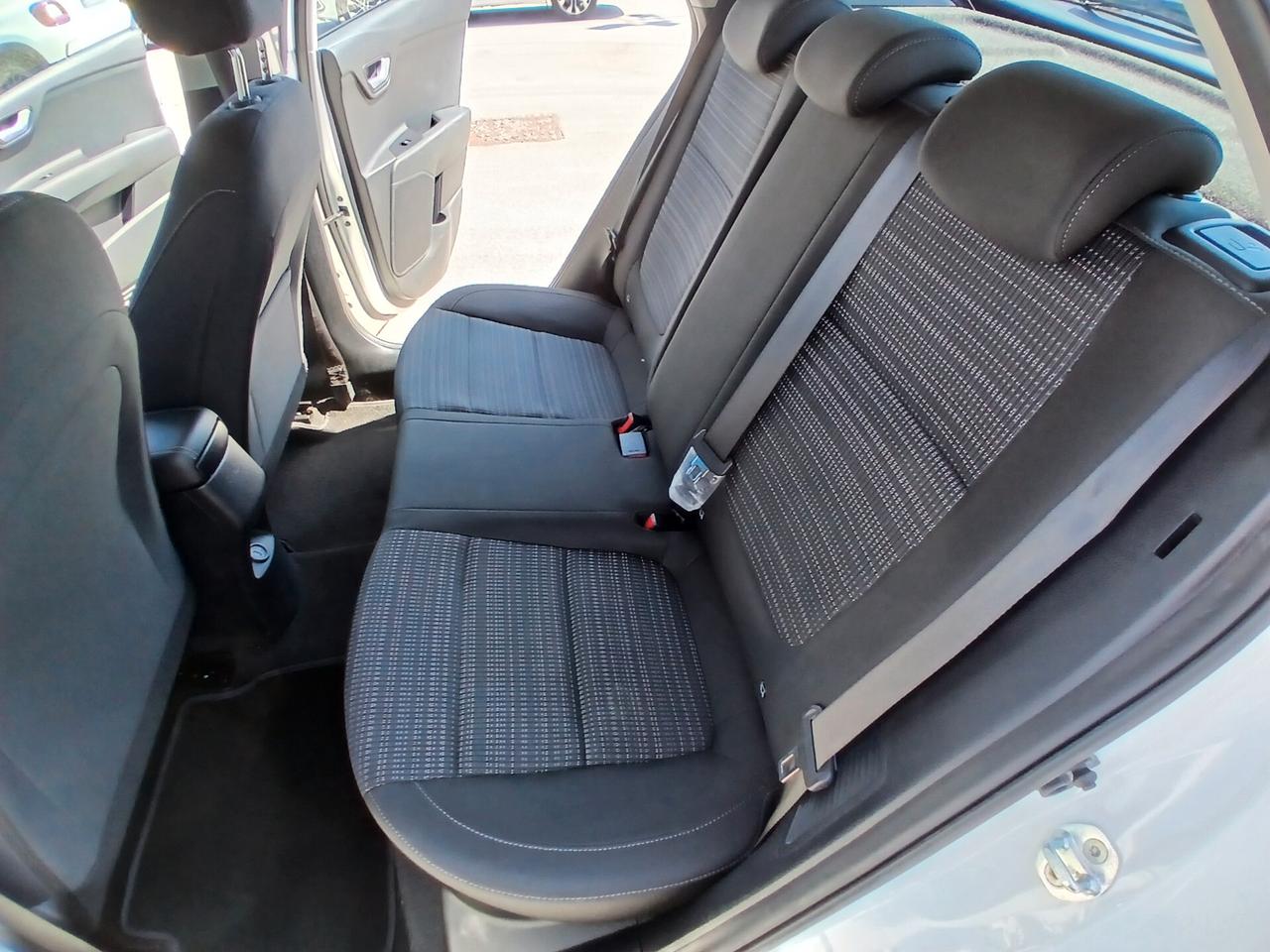 Kia Stonic 1.0 T-GDi 100 CV MHEV iMT STYLE 2022