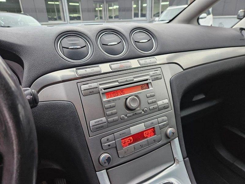 Ford S-Max 2.0 TDCi 140CV Titanium