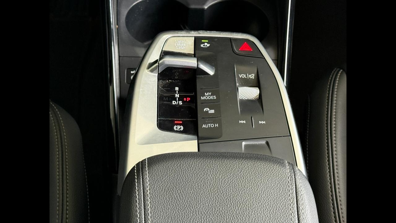BMW Serie 2 U06 - 218d Active Tourer Luxury auto
