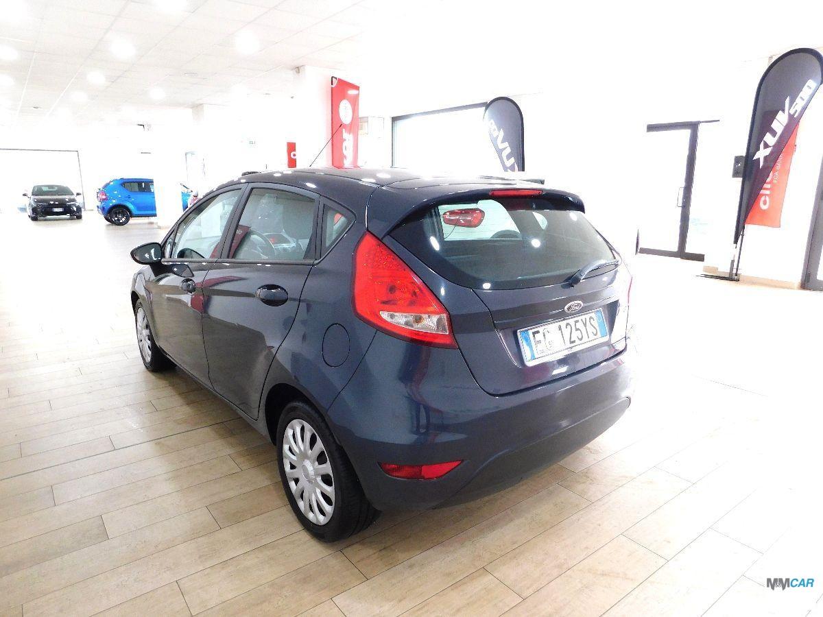 FORD - Fiesta - 1.4 16V 5p. Bz.- GPL Titanium Bs.