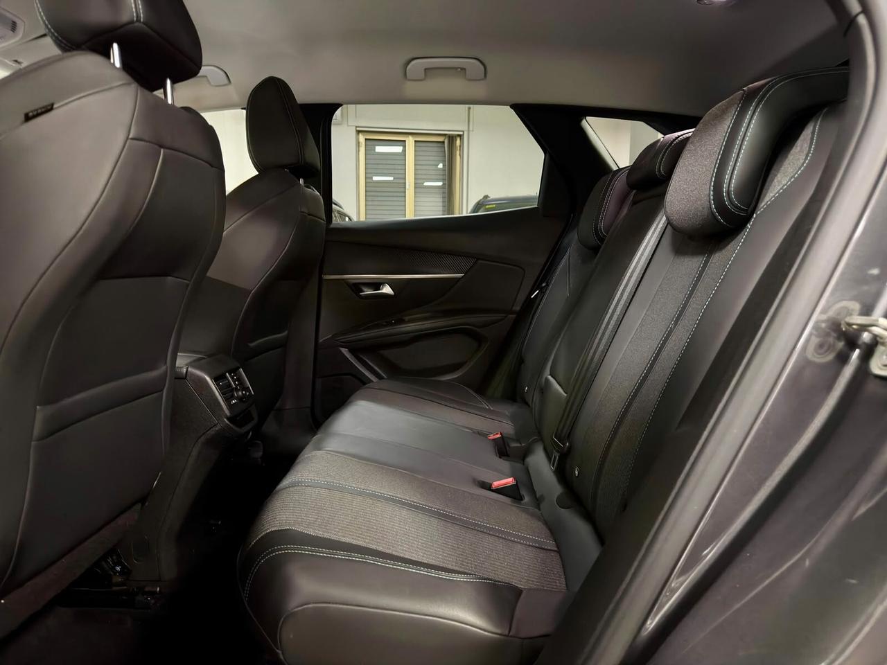 Peugeot 3008 1.5 BlueHDi 130cv EAT8 Allure Pack 2023