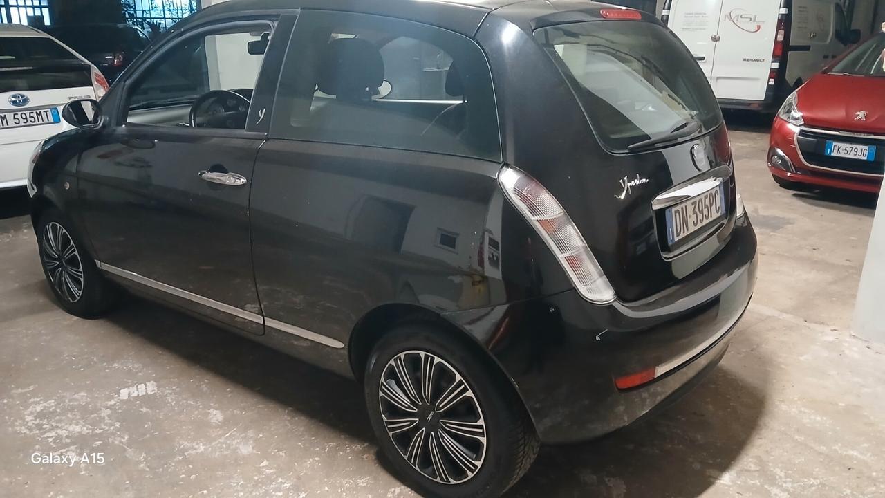 Lancia Ypsilon 1.2 Oro